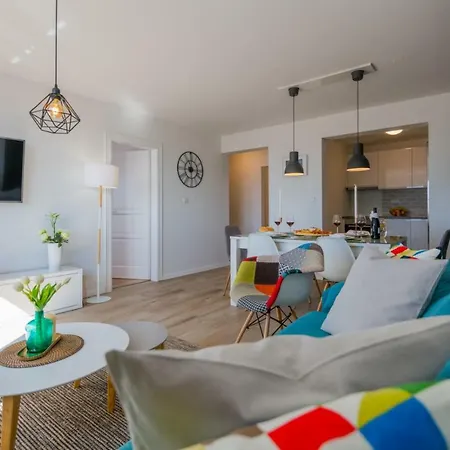 Center N&n Apartment